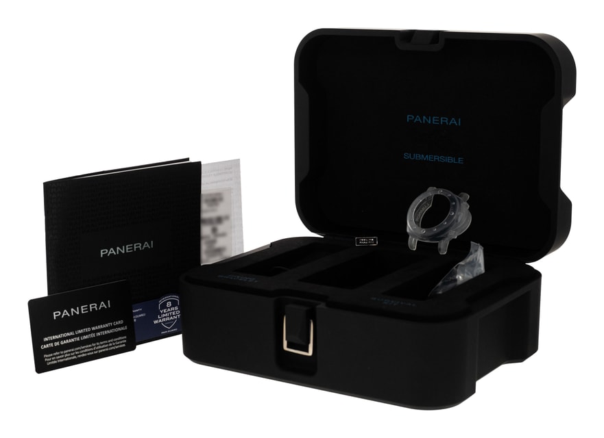 Panerai Submersible PAM01209 Image 4